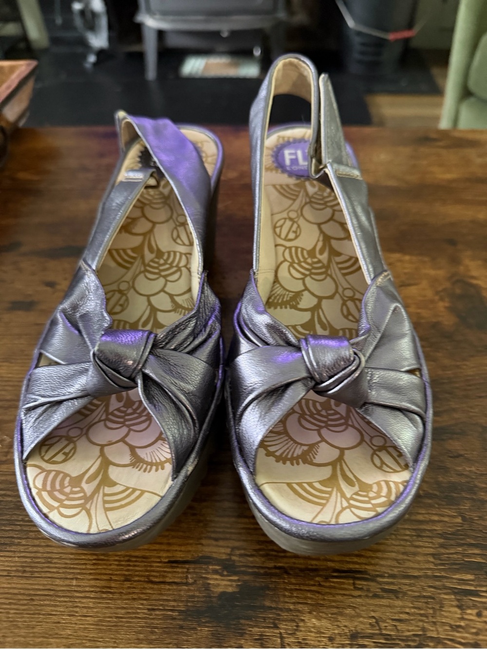 FLY London Metallic Pewter Leather Wedge Sandals EU 39